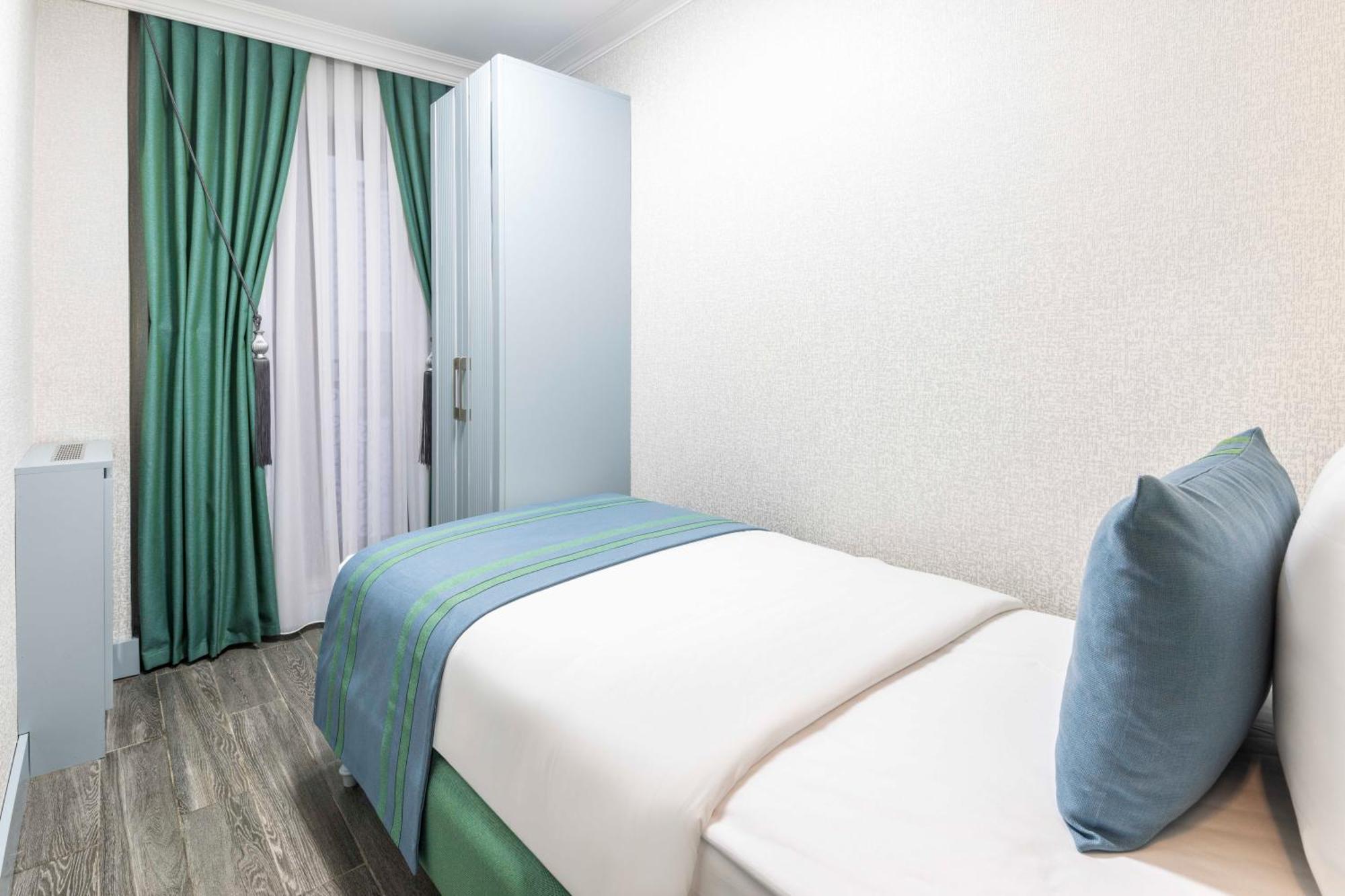 Santa Rio Gold Taxim Hotel Стамбул Экстерьер фото